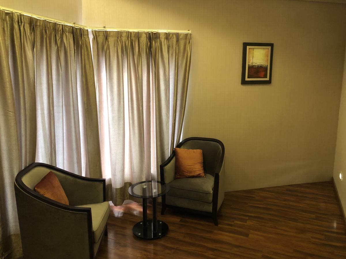 Hotel Sharanam Shegaon Kültér fotó